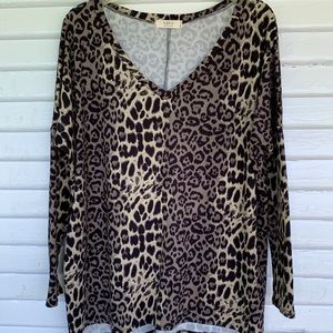 Leopard print boutique top